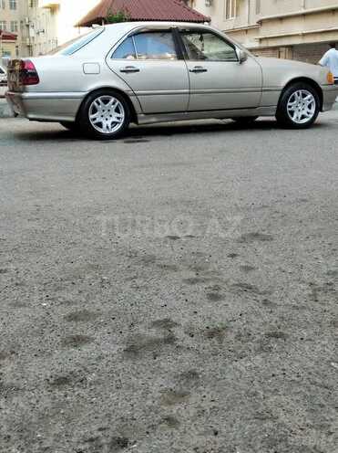 Mercedes C 200 1984, 463,000 km - 2.0 l - Bakı
