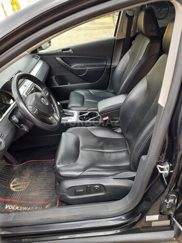 Volkswagen Passat 2010, 131,000 km - 2.0 l - Bakı