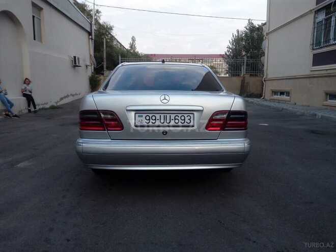 Mercedes E 220 2001, 321,222 km - 2.2 l - Bakı