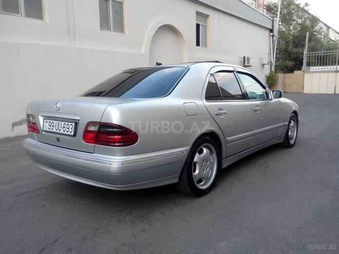 Mercedes E 220 2001, 321,222 km - 2.2 l - Bakı