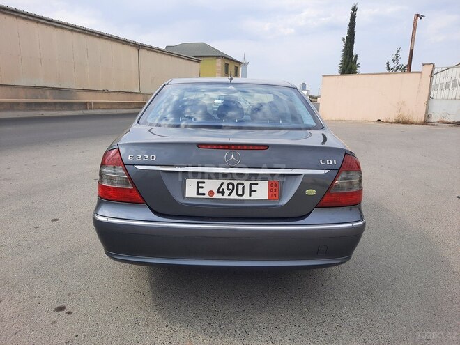 Mercedes E 220 2007, 186,401 km - 2.2 l - Bakı