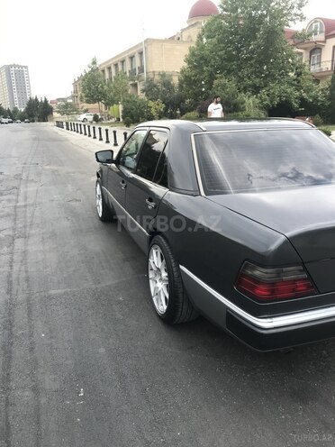 Mercedes C 220 1993, 238,162 km - 2.2 l - Bakı