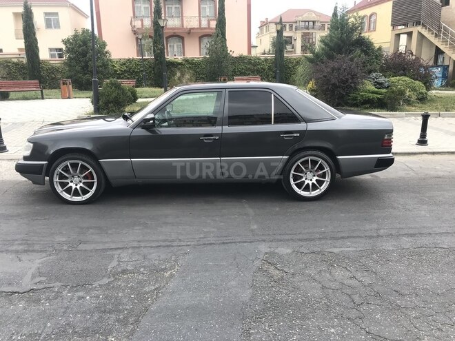 Mercedes C 220 1993, 238,162 km - 2.2 l - Bakı