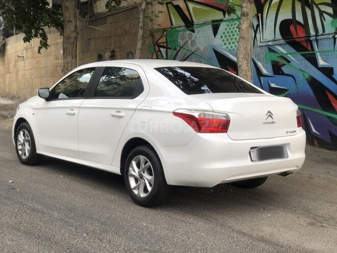 Citroen  2015, 24,000 km - 1.6 l - Bakı