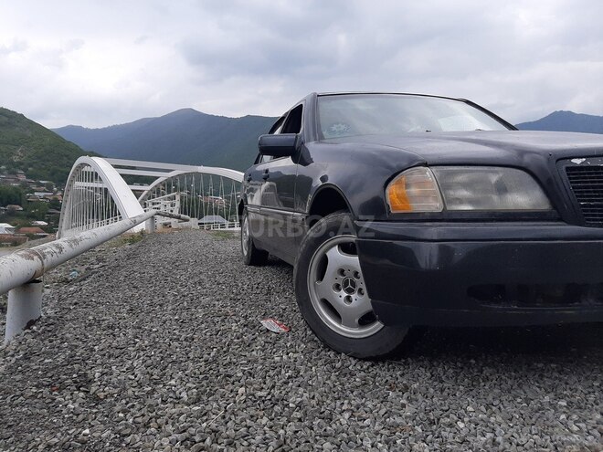 Mercedes C 220 1995, 504,000 km - 2.2 l - Şəki