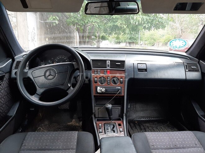 Mercedes C 220 1995, 504,000 km - 2.2 l - Şəki