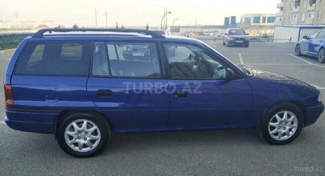 Opel Astra 1995, 236,523 km - 1.6 l - Bakı