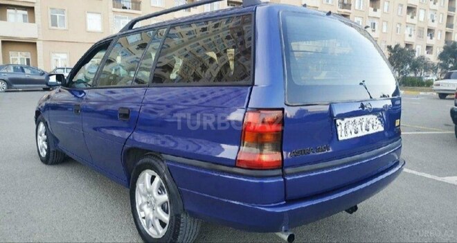 Opel Astra 1995, 236,523 km - 1.6 l - Bakı