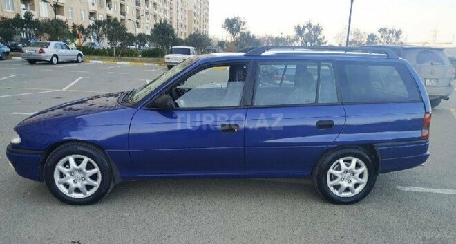 Opel Astra 1995, 236,523 km - 1.6 l - Bakı