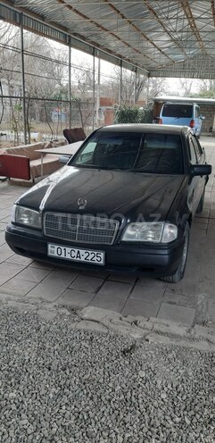 Mercedes C 200 1995, 292,913 km - 2.0 л - Yevlax