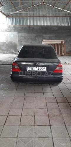 Mercedes C 200 1995, 292,913 km - 2.0 л - Yevlax