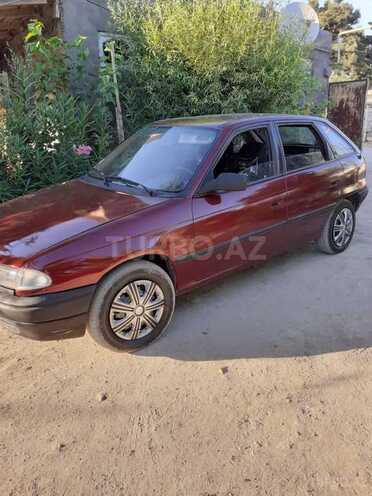 Opel Astra 1993, 236,000 km - 1.8 l - Bakı