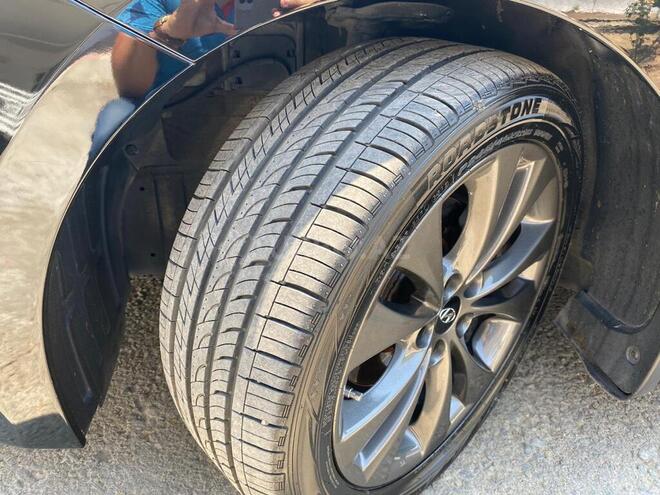 Hyundai Grandeur 2013, 142,500 km - 2.4 л - Astara