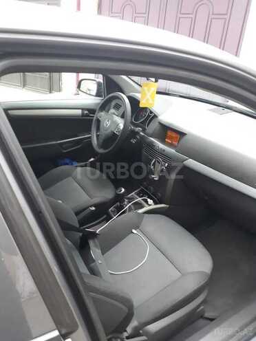 Opel Astra 2006, 235,000 km - 1.3 л - Bakı