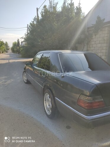 Mercedes E 300 1991, 447,000 km - 3.0 l - Sumqayıt