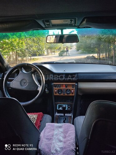 Mercedes E 300 1991, 447,000 km - 3.0 l - Sumqayıt