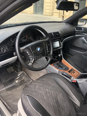 BMW 528 1999, 278,000 km - 2.8 l - Bakı