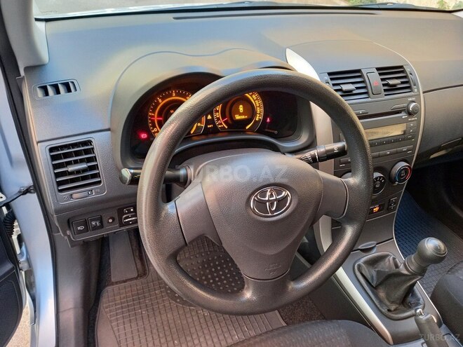 Toyota Corolla 2008, 188,500 km - 1.4 л - Bakı