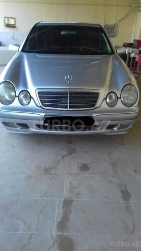 Mercedes E 220 2000, 280,000 km - 2.2 l - Bakı