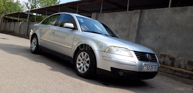 Volkswagen Passat 2002, 320,000 km - 1.8 l - Gəncə