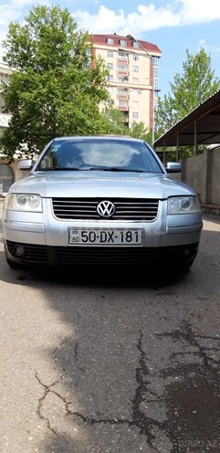 Volkswagen Passat 2002, 320,000 km - 1.8 l - Gəncə