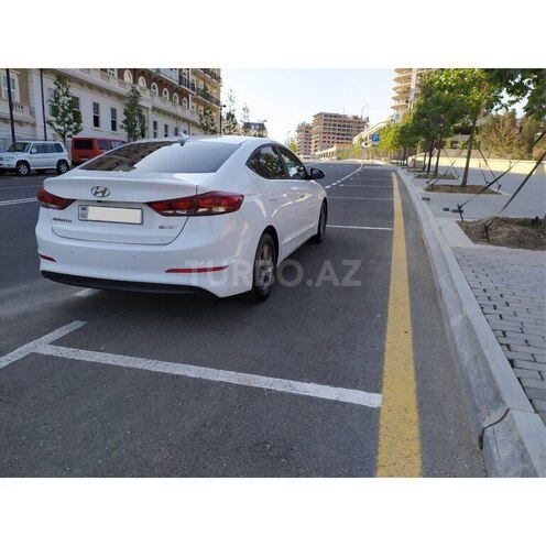 Hyundai Elantra 2016, 68,000 km - 1.6 l - Bakı