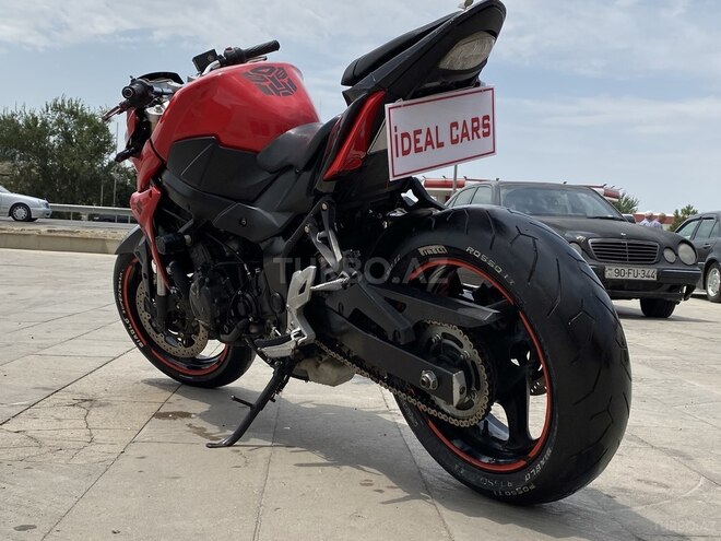 Suzuki GSR 750 2011, 29,000 km - 0.8 л - Sumqayıt