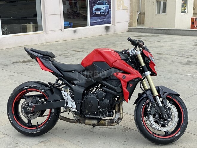 Suzuki GSR 750 2011, 29,000 km - 0.8 л - Sumqayıt