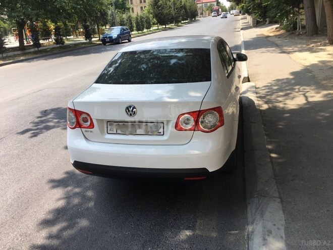 Volkswagen Jetta 2009, 228,859 km - 1.6 л - Bakı