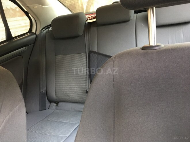 Volkswagen Jetta 2009, 228,859 km - 1.6 л - Bakı