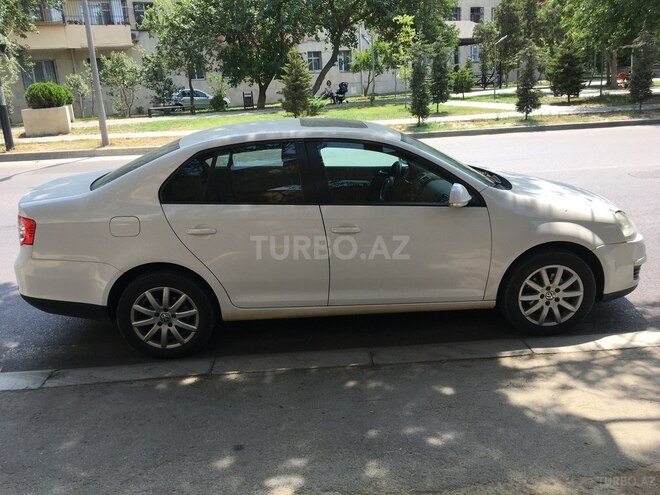 Volkswagen Jetta 2009, 228,859 km - 1.6 л - Bakı