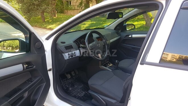 Opel Astra 2006, 293,500 km - 1.3 l - Bakı