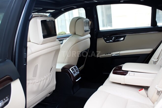 Mercedes S 500 2011, 130,000 km - 5.0 л - Bakı