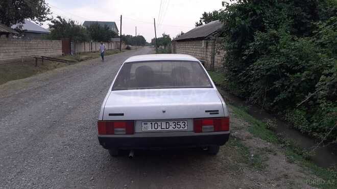 LADA (VAZ) 21099 2002, 228,250 km - 1.5 l - Qax