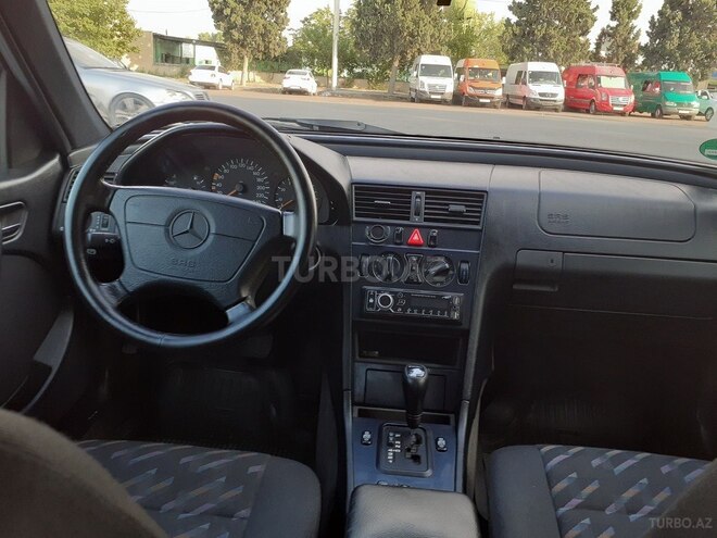 Mercedes C 180 1998, 188,000 km - 1.8 л - Gəncə