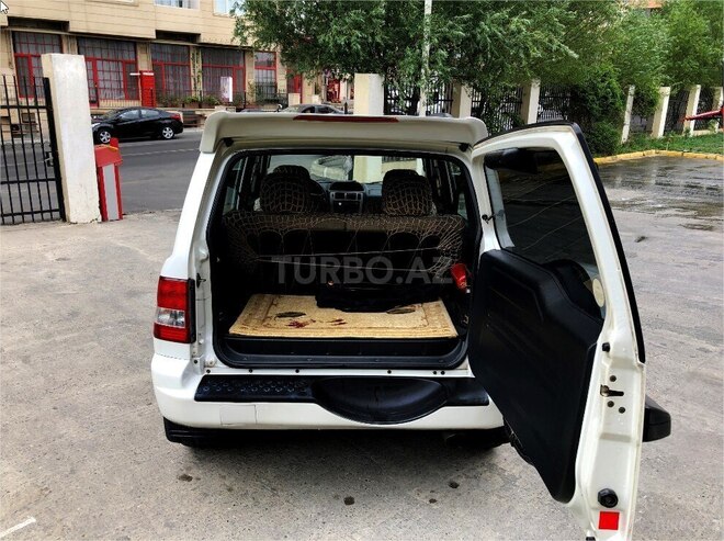Mitsubishi Pajero io 2000, 200,000 km - 2.0 l - Bakı