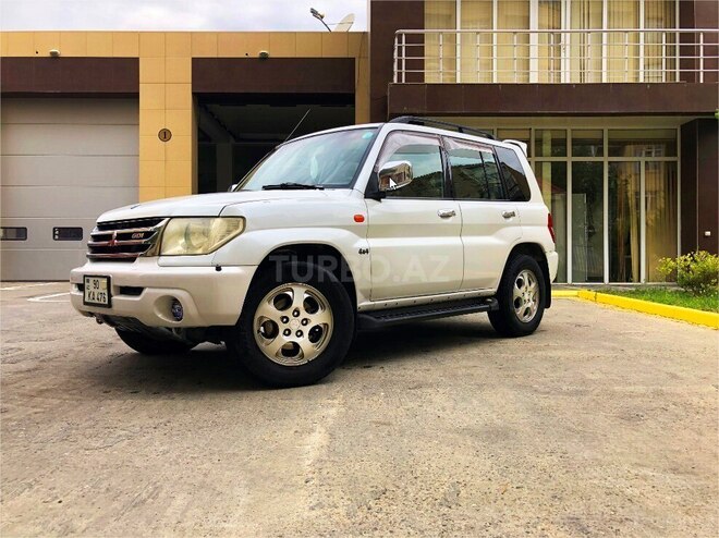 Mitsubishi Pajero io 2000, 200,000 km - 2.0 l - Bakı