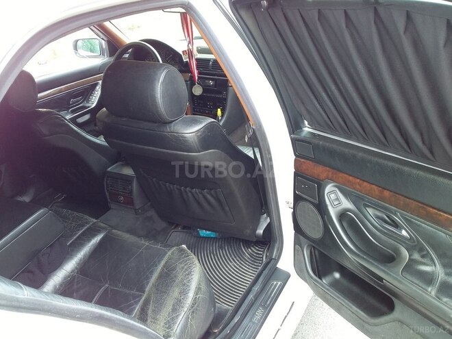 BMW 728 1997, 223,250 km - 2.8 l - Bakı