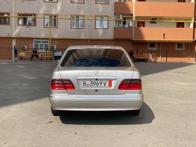 Mercedes E 240 2000, 236,521 km - 2.4 l - Bakı