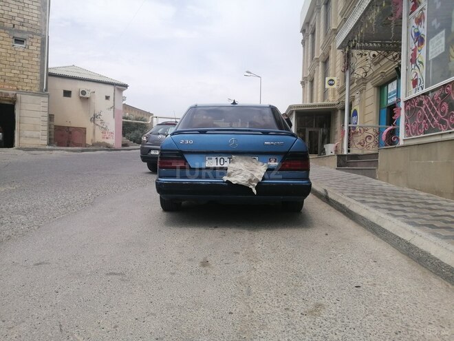 Mercedes E 230 1990, 190,000 km - 2.3 l - Bakı