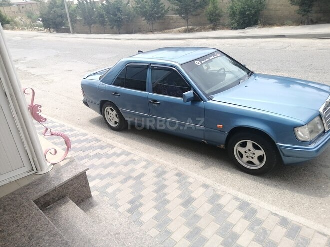 Mercedes E 230 1990, 190,000 km - 2.3 l - Bakı