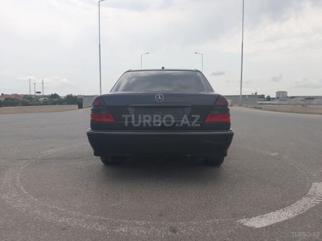 Mercedes C 240 1998, 400,000 km - 2.4 l - Salyan