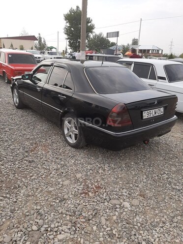 Mercedes C 220 1993, 544,000 km - 2.2 л - Sabirabad