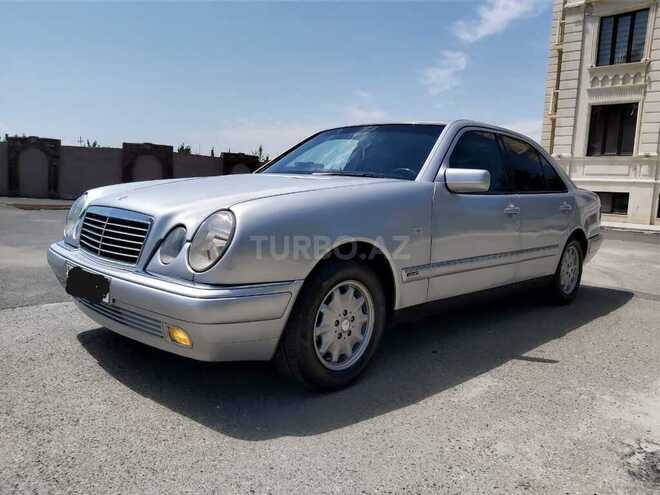 Mercedes E 230 1996, 270,000 km - 2.3 л - Xudat