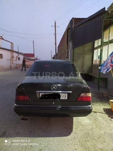 Mercedes E 250 1994, 240,000 km - 2.5 l - Bakı