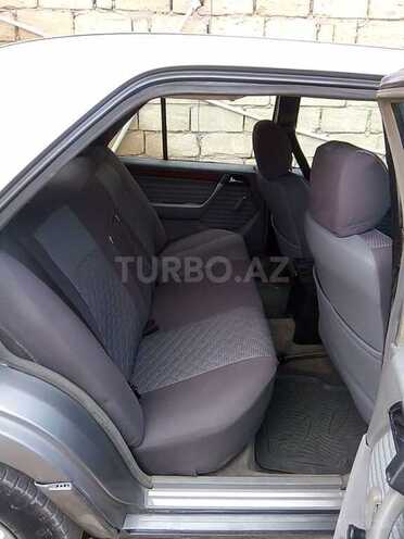 Mercedes E 200 1991, 777,000 km - 2.0 l - Bakı