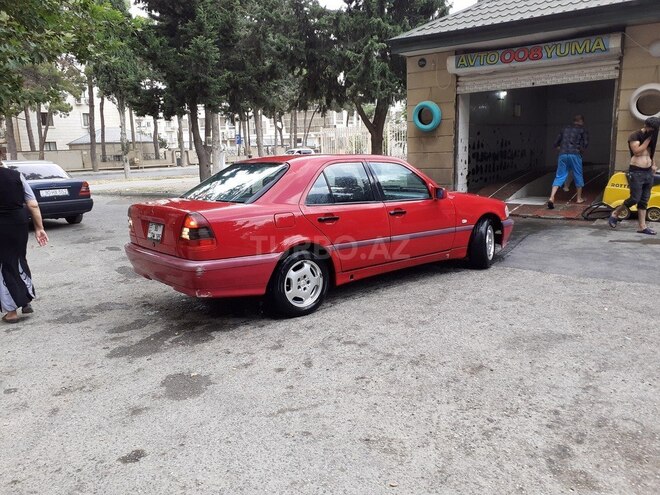 Mercedes C 200 1997, 326,000 km - 2.0 l - Bakı