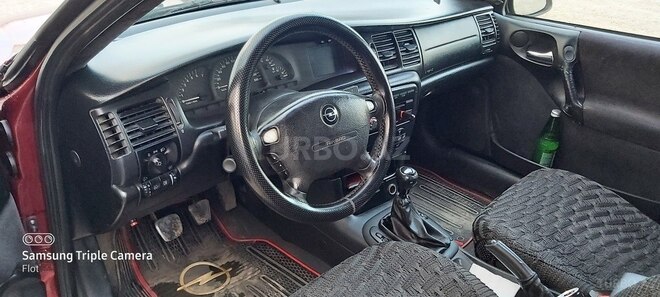 Opel Vectra 1999, 285,000 km - 1.8 l - Göyçay