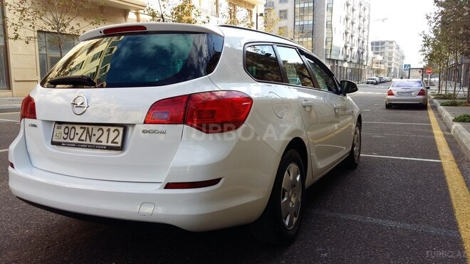 Opel Astra 2011, 200,700 km - 1.3 l - Bakı