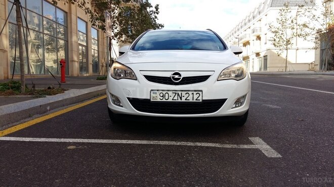 Opel Astra 2011, 200,700 km - 1.3 l - Bakı